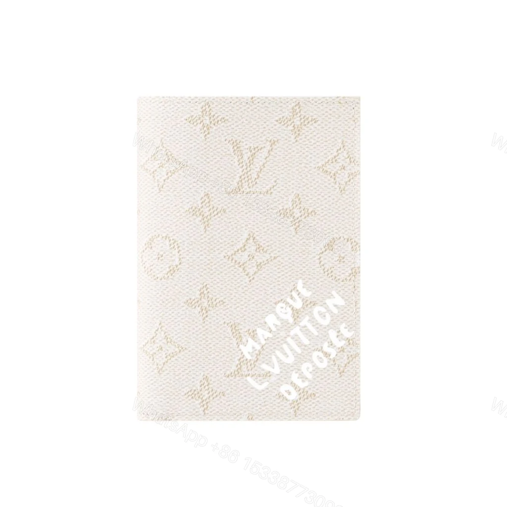 Louis Vuitton Passport Cover Monogram Heritage Off White 14Cm M15075 — view 1