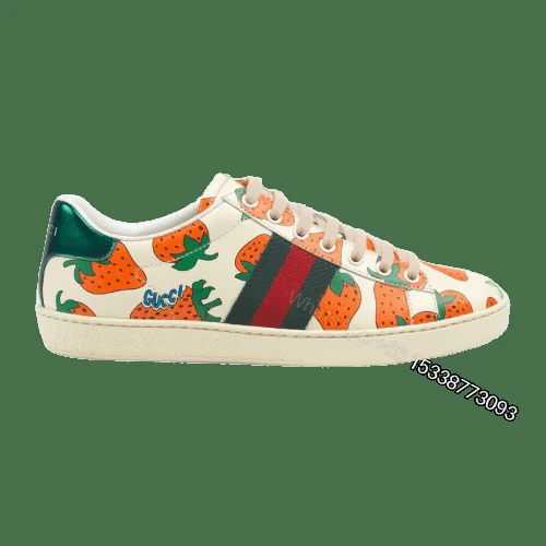 GUCCI ACE LEATHER SNEAKER WITH GUCCI STRAWBERRY PRINT – GC10 — view 1