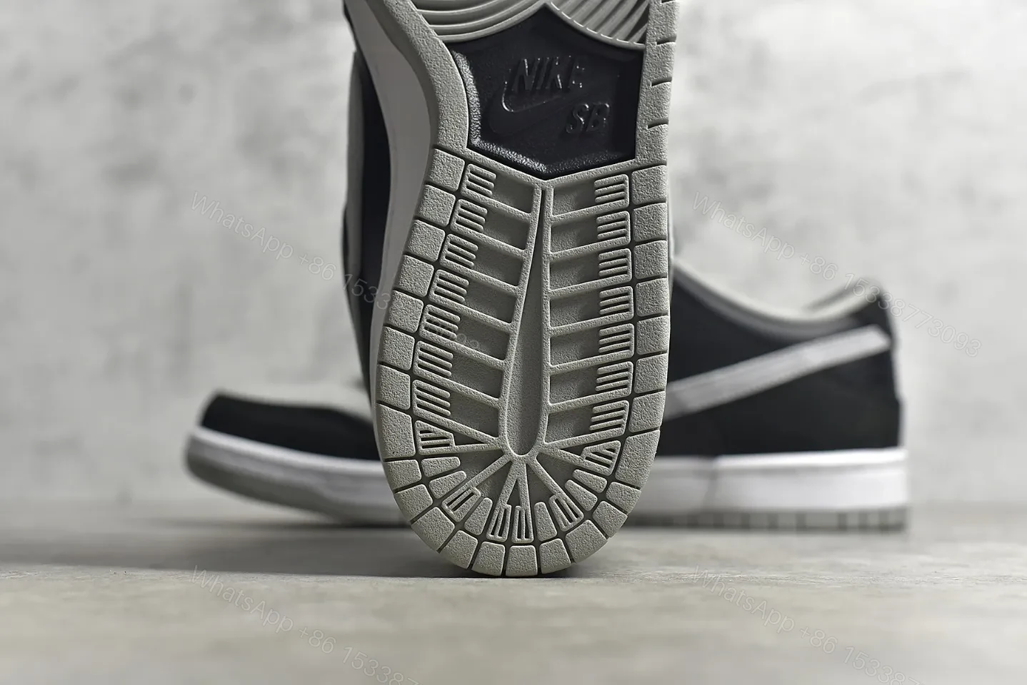 View 8 of DUNK SB LOW J-PACK SHADOW Reps
