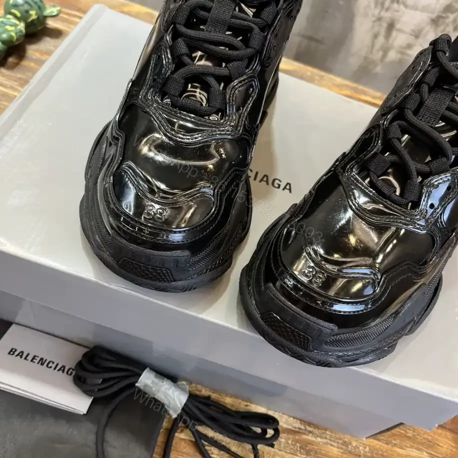 View 3 of BALENCIAGA TRIPLE S SNEAKER – BB259