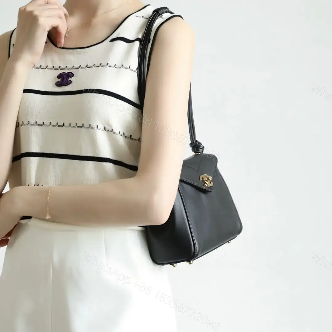 View 26 of 高仿Chanel*26A系列AS6223高級手工坊口蓋包黑色小號免檢版