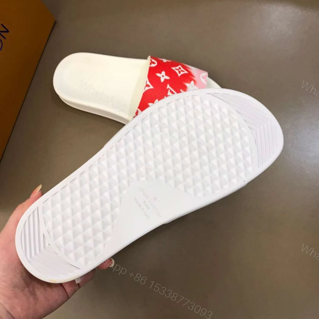 View 3 of LOUIS VUITTON ESCALE SLIDES – LVS48
