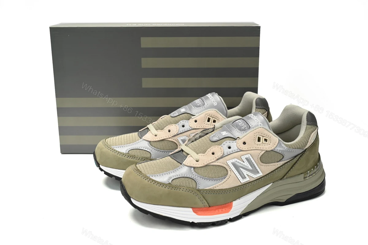 WTAPS × New Balance 992 Heavyweight collaboration M992WT — view 2
