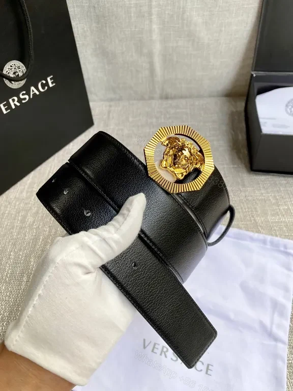 View 3 of Iconic Medusa Buckle Belt â€“ Premium Leather, Luxury Metallic Buckle