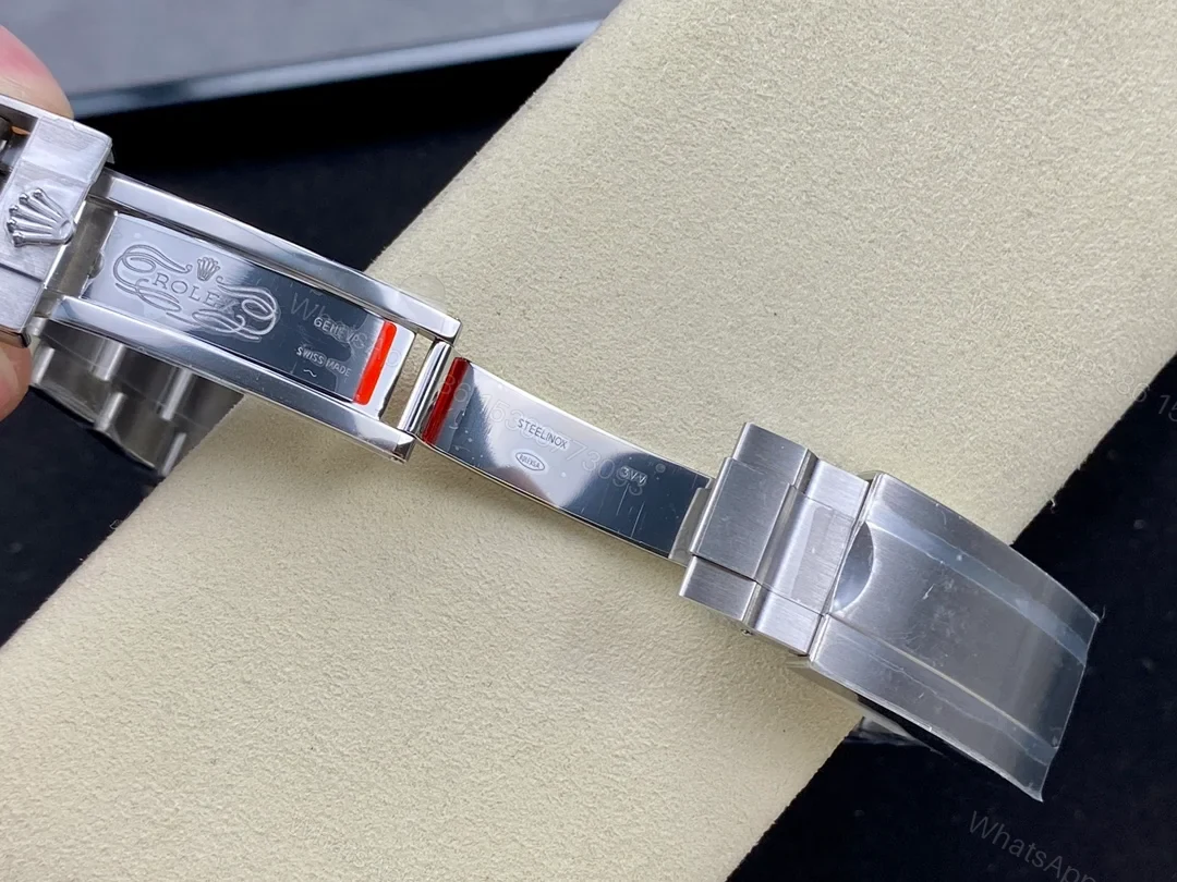 View 9 of Rolex Submariner Super Clone VS V3 No-Date 41 Stainless Steel Black Cerachrom 124060-0001