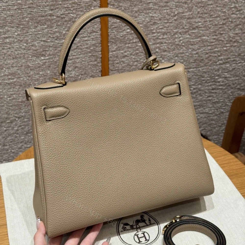 View 2 of 高仿Hermes*Kelly28系列H043230TCS2風衣灰金扣牛皮純手工