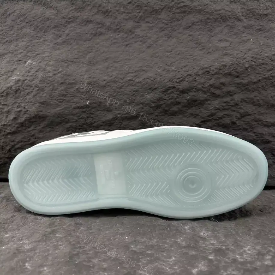 View 8 of LV RIVOLI SNEAKER – LSVT438