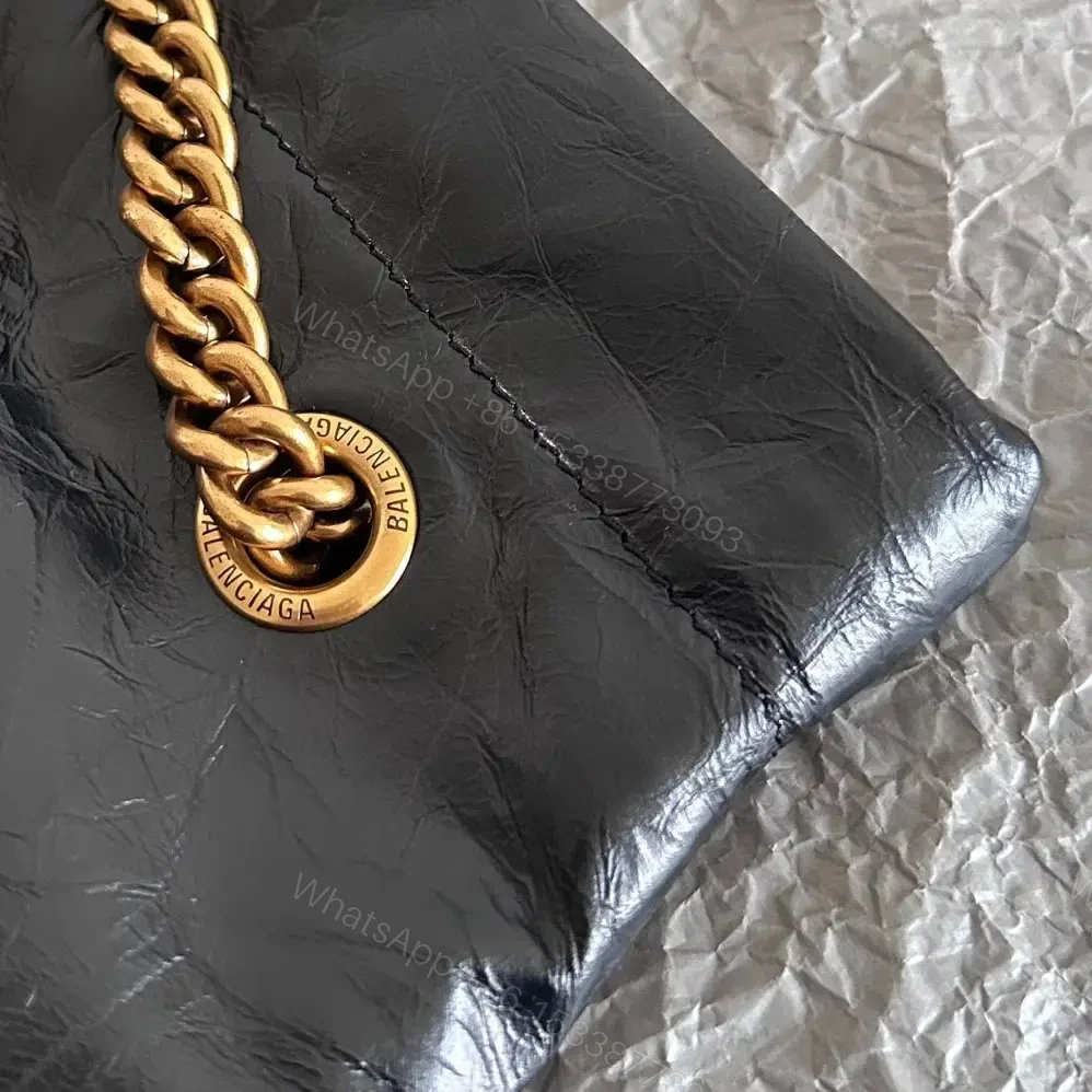 View 10 of 高仿Balenciaga2023年新款Crushtote垃圾袋大號