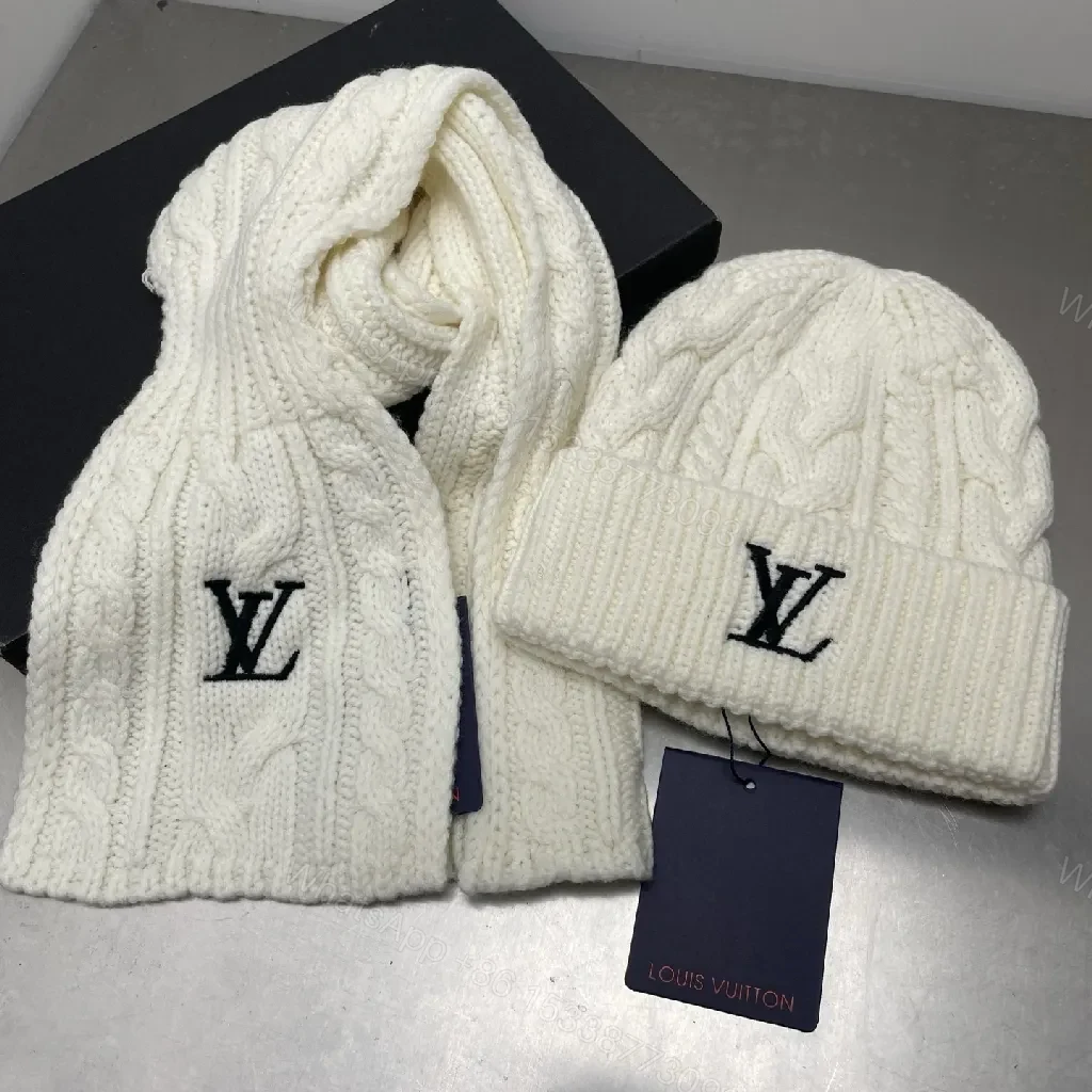 Textured Knit Set – Cozy Luxury Winter Scarf & Beanie — view 1