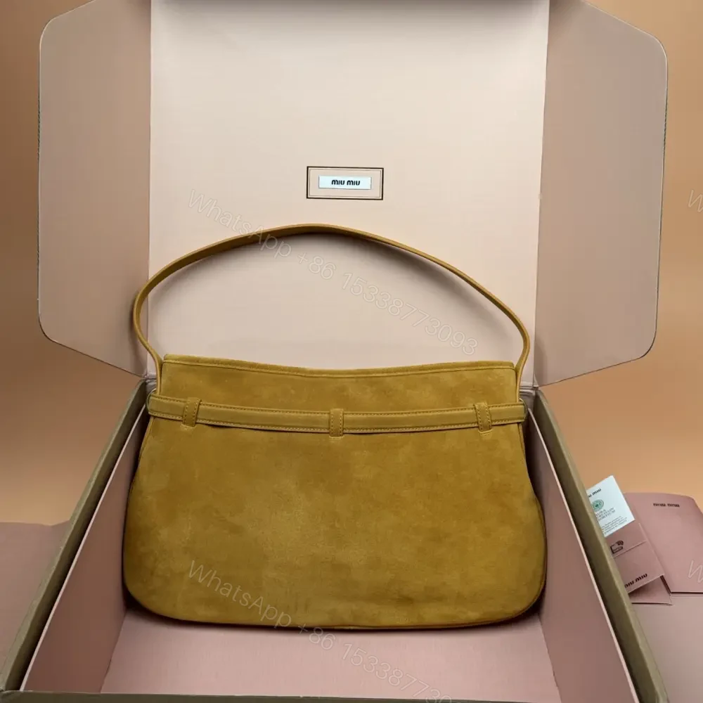 View 2 of 高仿miumiu*Aventure系列5BC181麂皮腋下包黃色中號免檢版