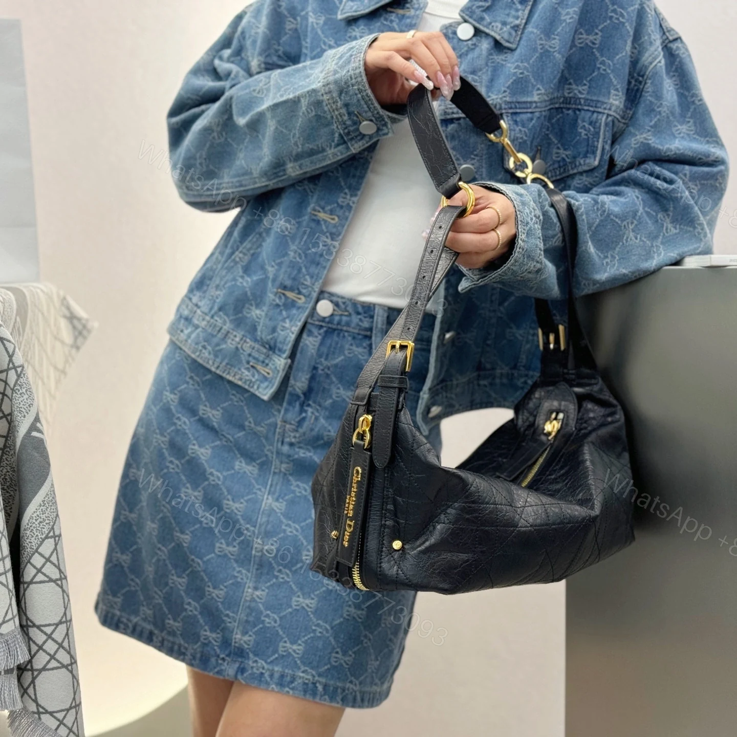 View 23 of 高仿Dior*D-Journey系列M2417M900牛皮革單肩包黑色中號免檢版