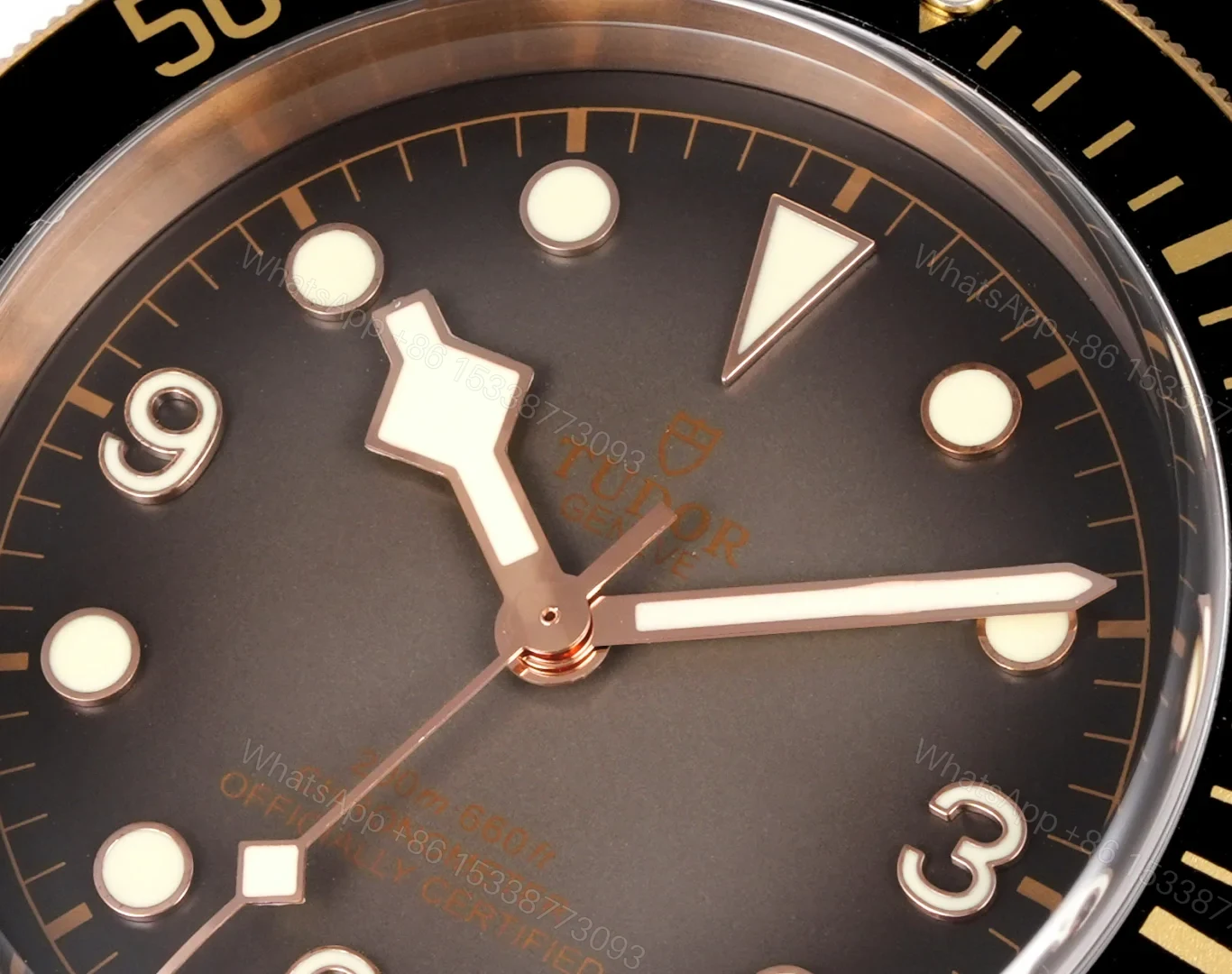 View 5 of Tudor Black Bay Bronze Replica 43MM DF4 Vintage Bronze Style RG-TUDOR-BB-BRONZE-DF4-43