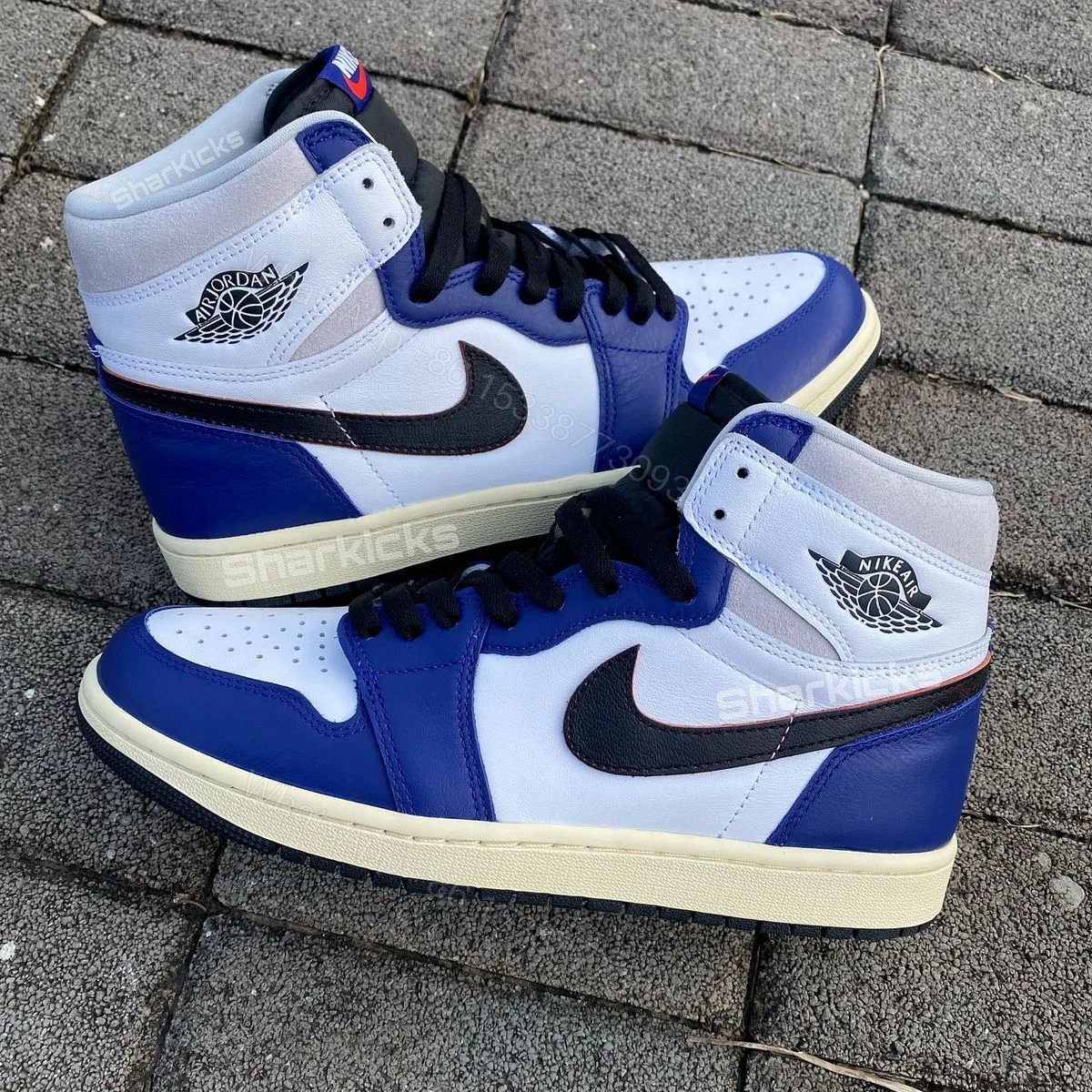 View 3 of First Copy Air Jordans Retro 1 Mid Royal