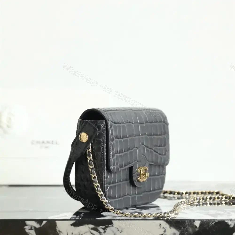 View 4 of 高仿Chanel*26A系列AS6424高級手工坊牛皮鱷魚紋手袋免檢版