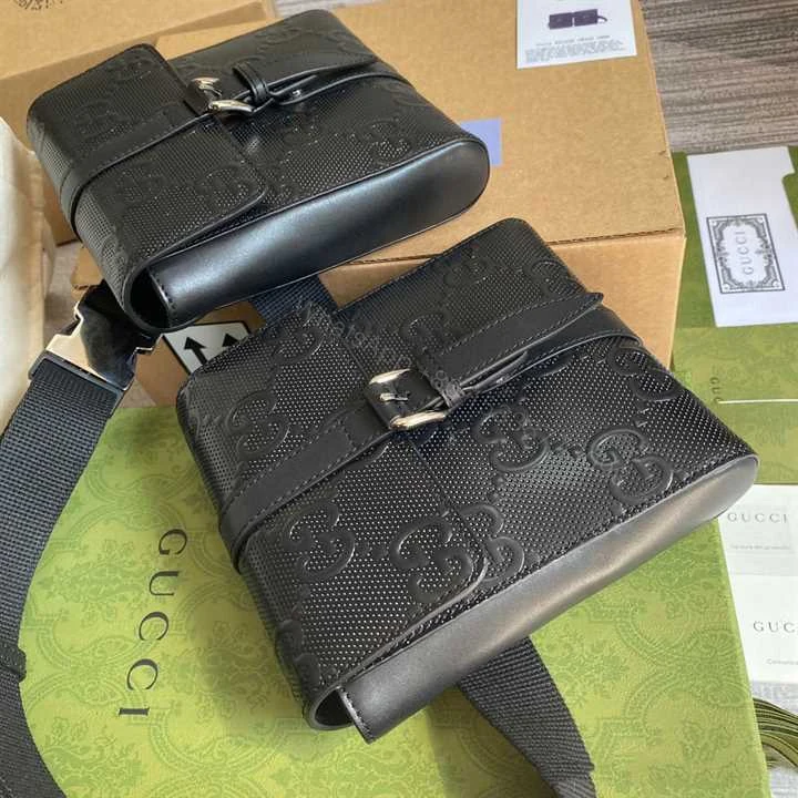 View 4 of GG EMBOSSED BELT BAG BLACK GG EMBOSSED LEATHER COTTON LINEN LINING – GBC16