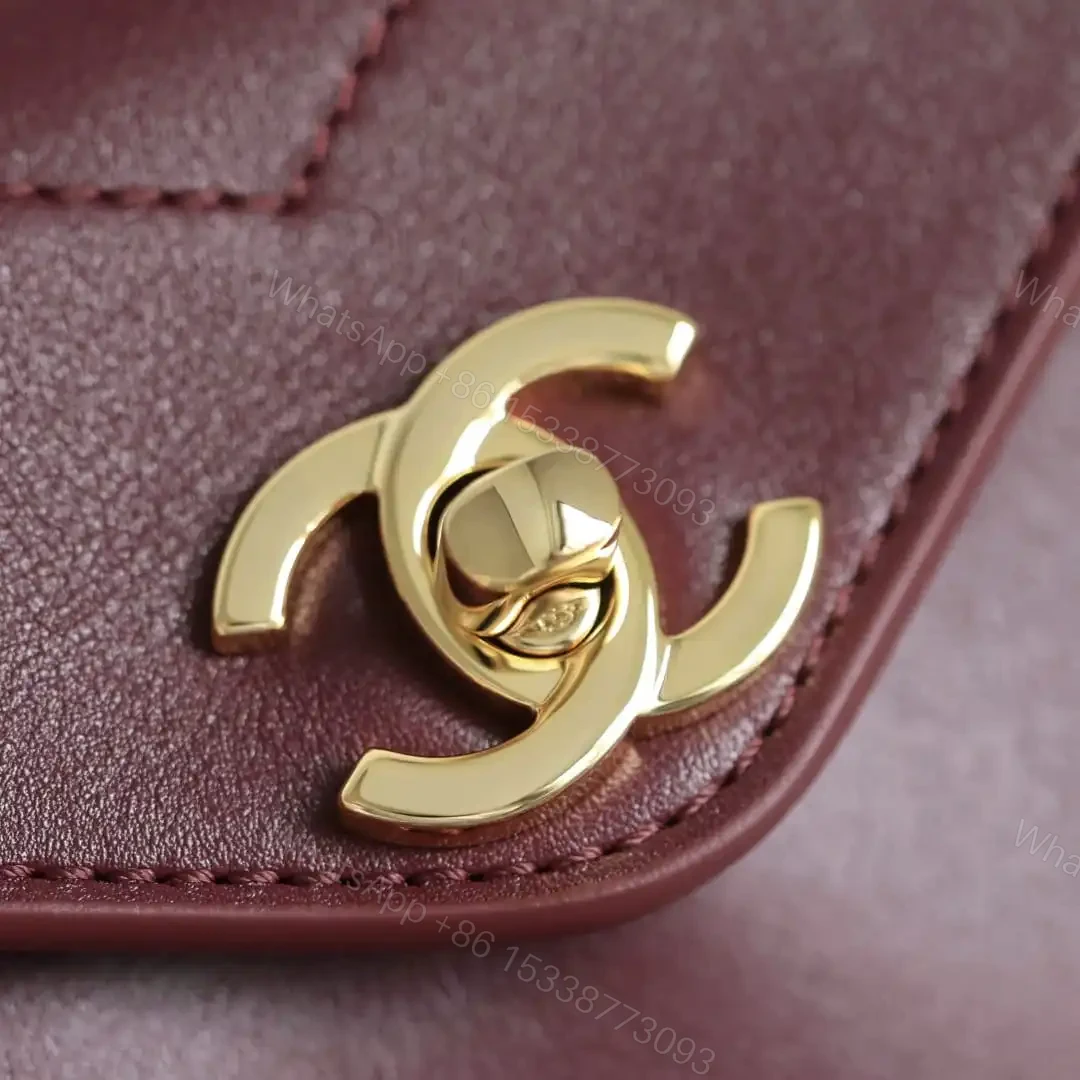 View 10 of 高仿Chanel*26A系列AS6223高級手工坊口蓋包酒紅色小號免檢版