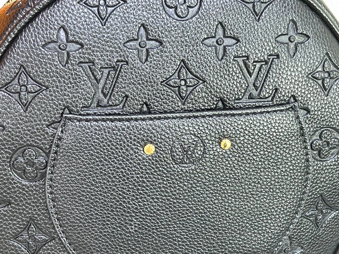 View 4 of Laveszi Luxury Bags LV 605
