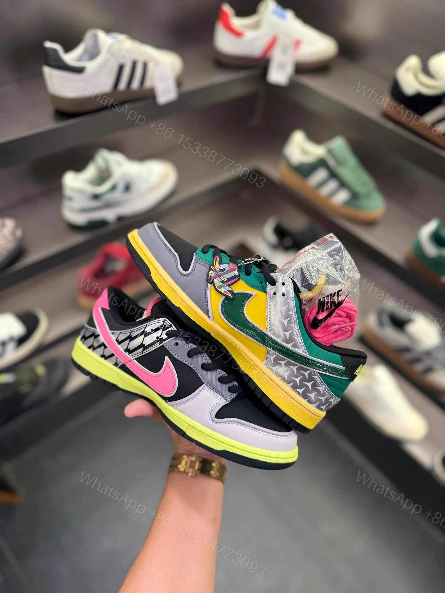 View 7 of FIRST COPY NIKE SB DUNK WHAT THE DUCK