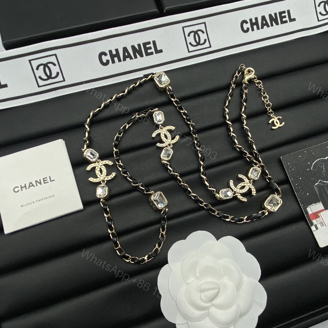 View 4 of EN – Lux Chanel Necklaces 001