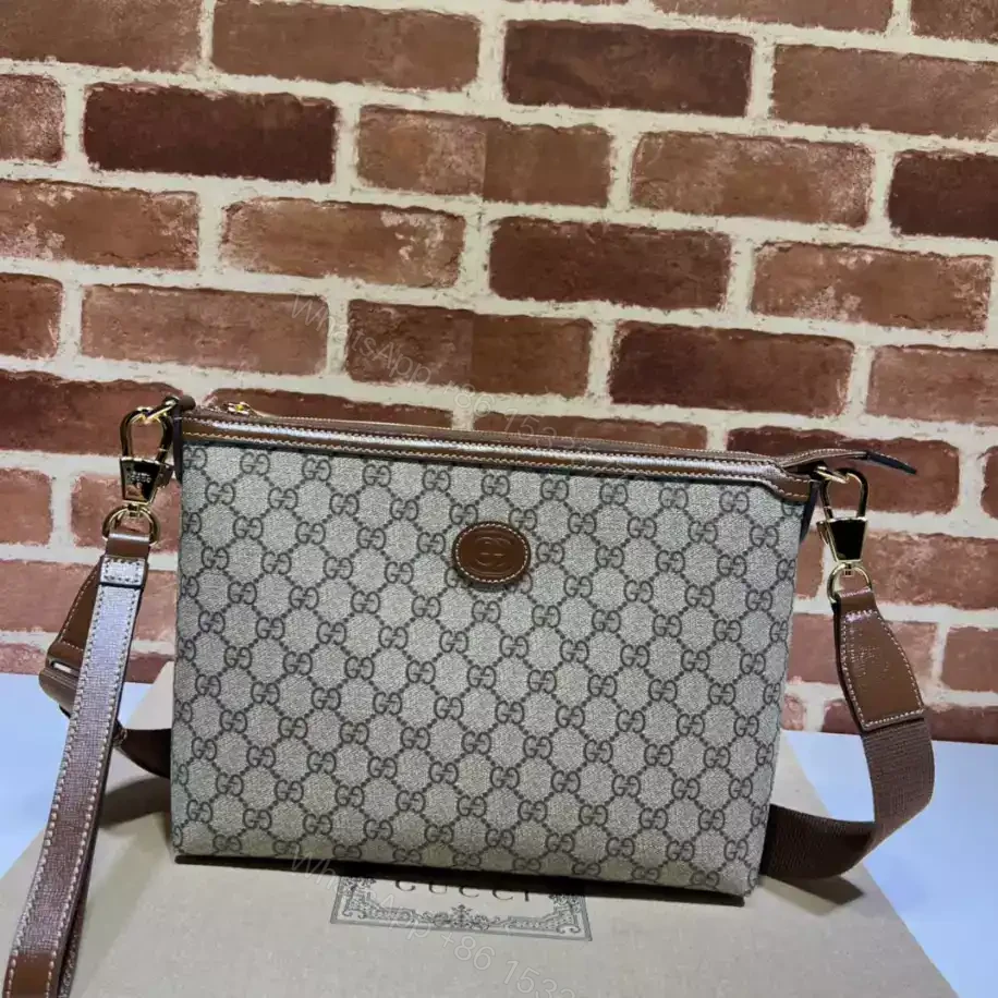 View 2 of MESSENGER BAG WITH INTERLOCKING G – GBC062