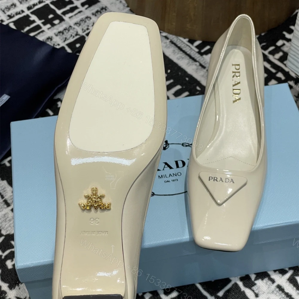 View 8 of 高仿Prada*1l628B方頭粗跟單鞋3.5CM白色免檢版