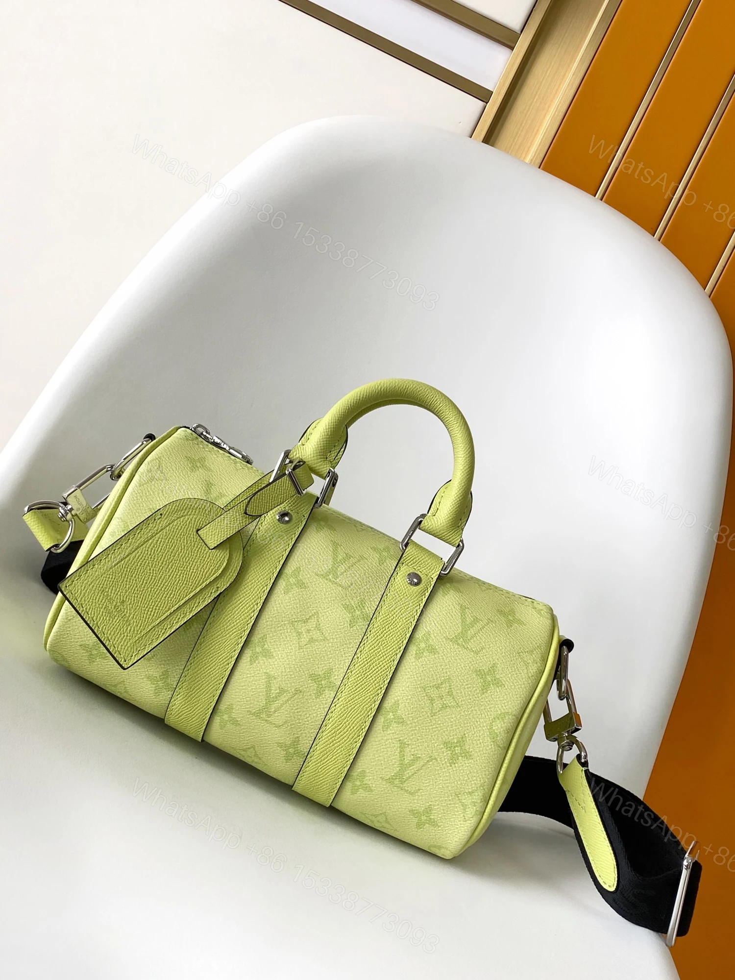 LV高仿M14078 Keepall 25檸檬綠Monogram小牛皮旅行袋夏季時尚推薦 — view 1