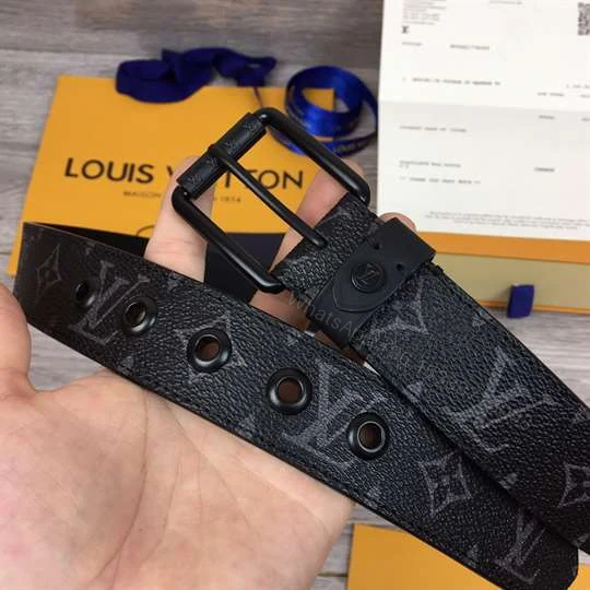 View 6 of LOUIS VUITTON VOYAGER 35MM BELT – 153