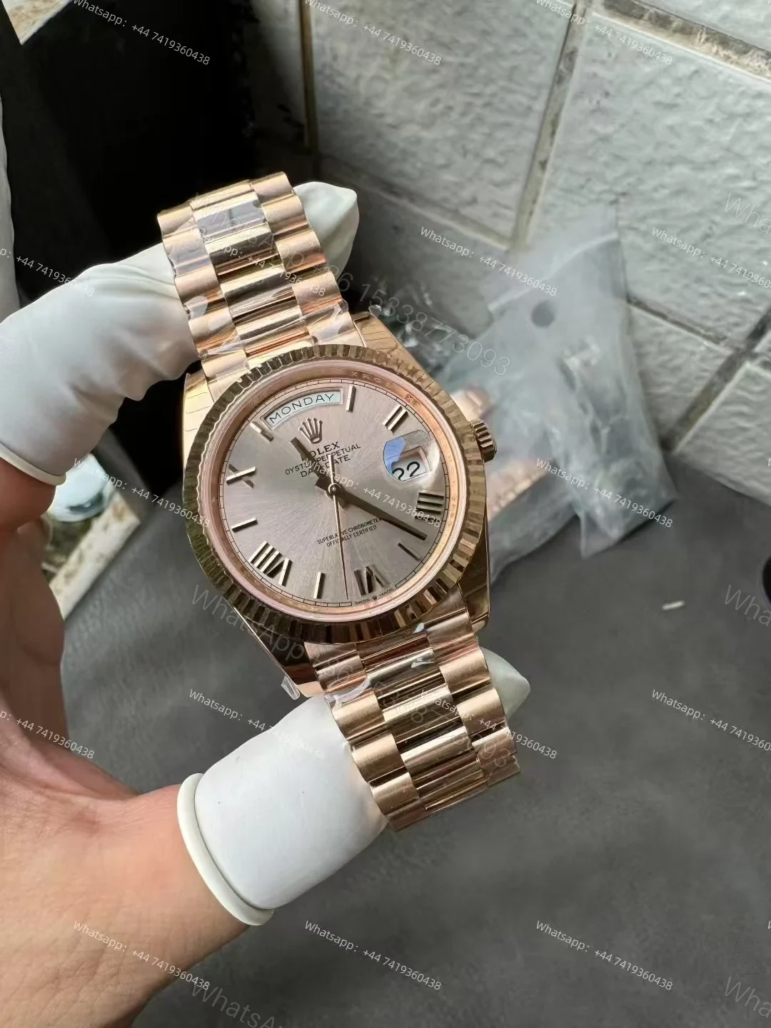 View 4 of Rolex Day-Date M228235-0001 1:1 Replica Rose Gold Dial 40MM 3255 Movement Presidential Bracelet Super Clone Watch