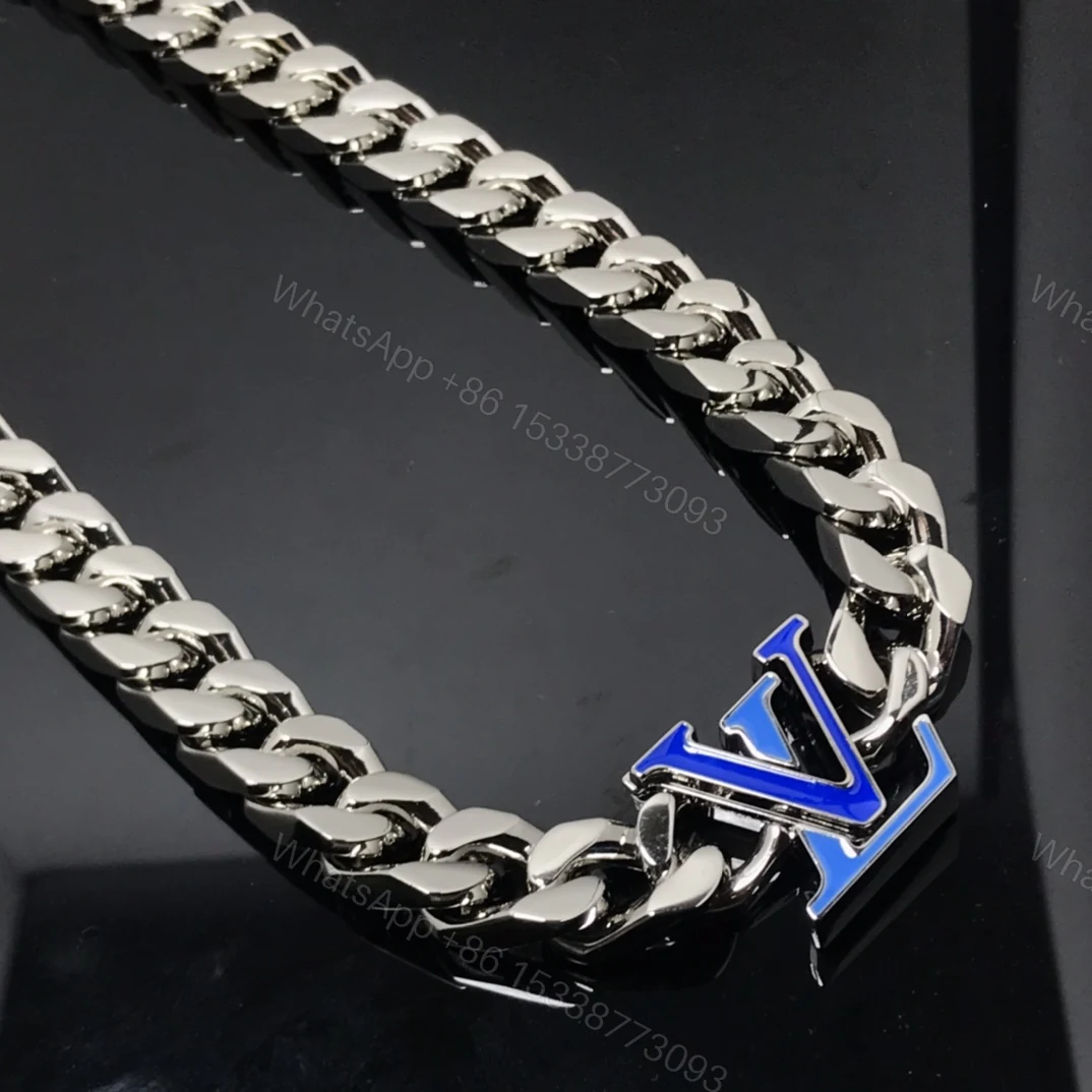 View 2 of EN – Lux LV Necklaces 027