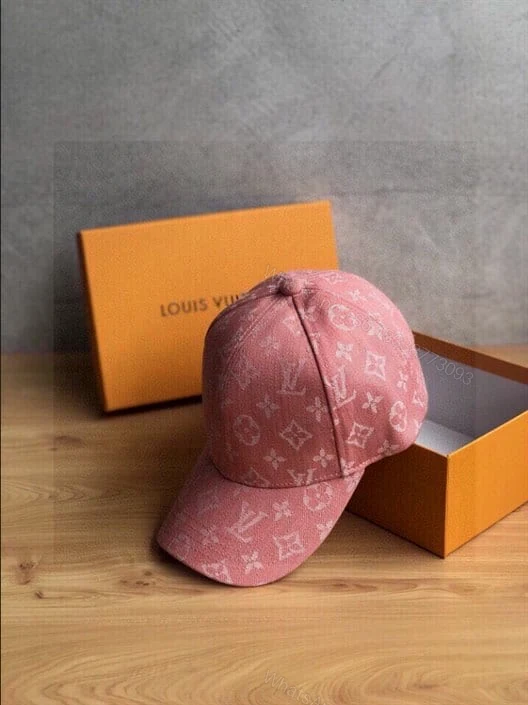 View 4 of Louis Vuitton Cap – LHC08