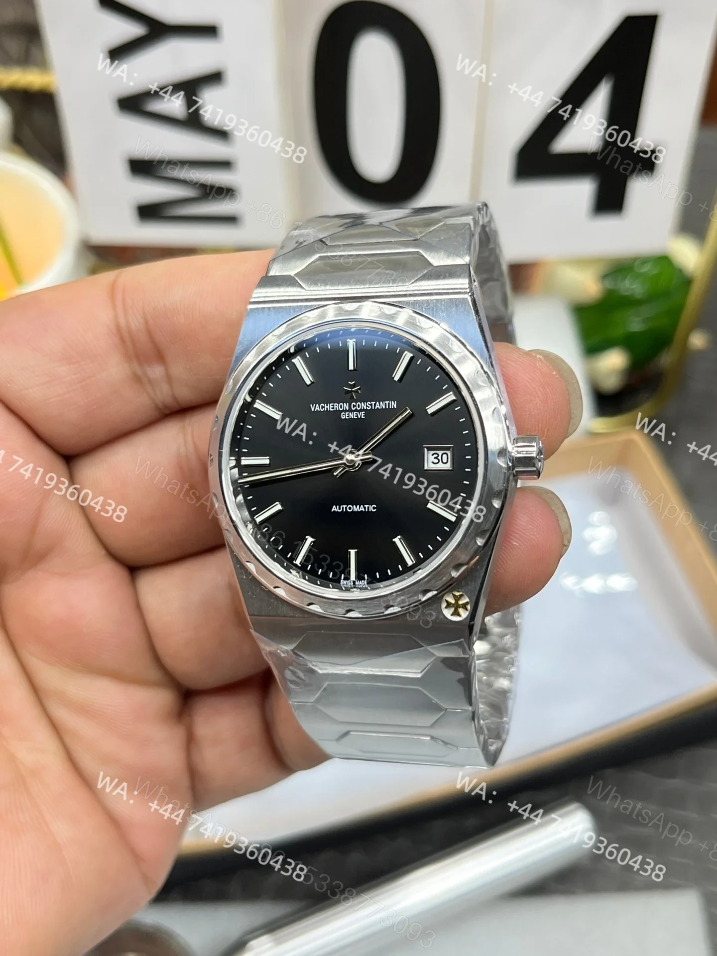 View 6 of Super Clone Vacheron Constantin Historiques 222 4200H/222G-B956 – 37mm Black Dial Steel Watch