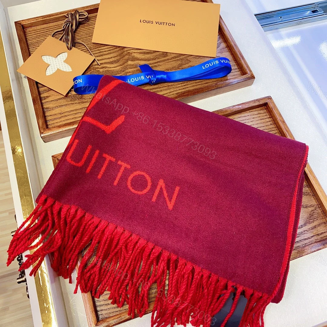 EN – Luxury LUV Scarf 034 — view 1