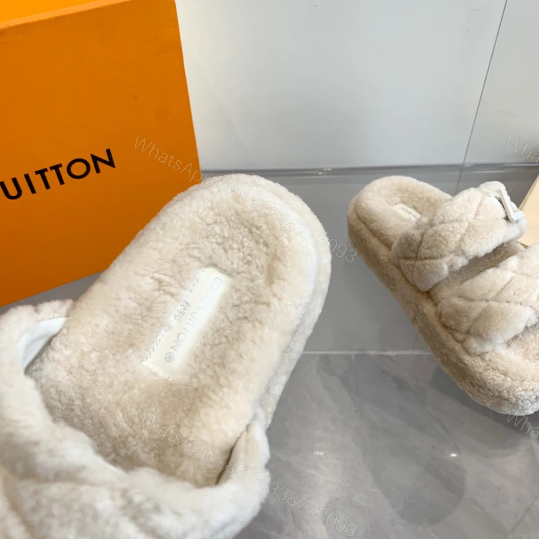 View 3 of LOUIS VUITTON LV SUNSET PLATFORM COMFORT MULE SHEARLING NATURAL 1ACTVF