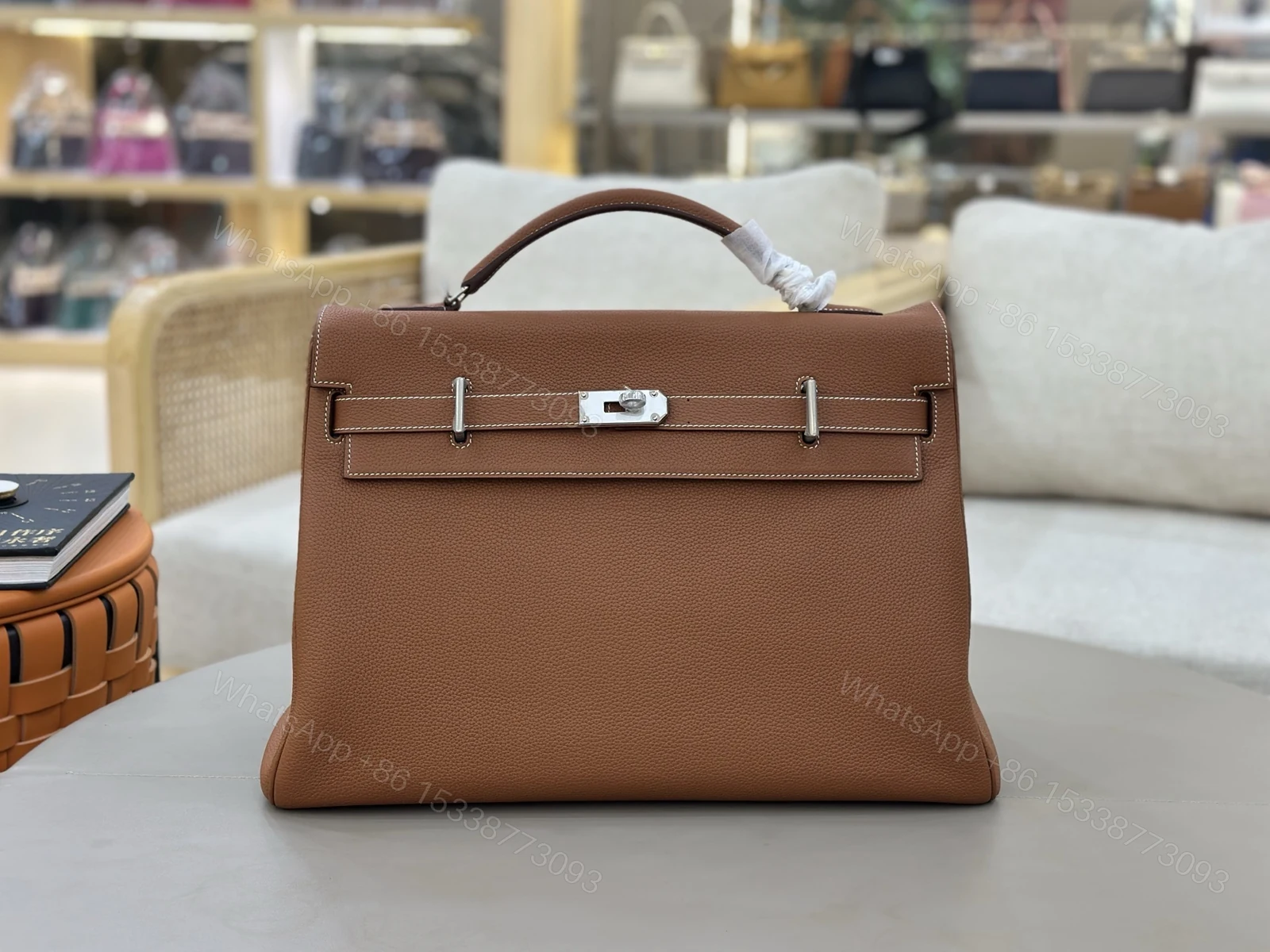 Hermès A貨 Kelly 棕色荔枝紋手提包 大容量通勤精品女包 — view 1