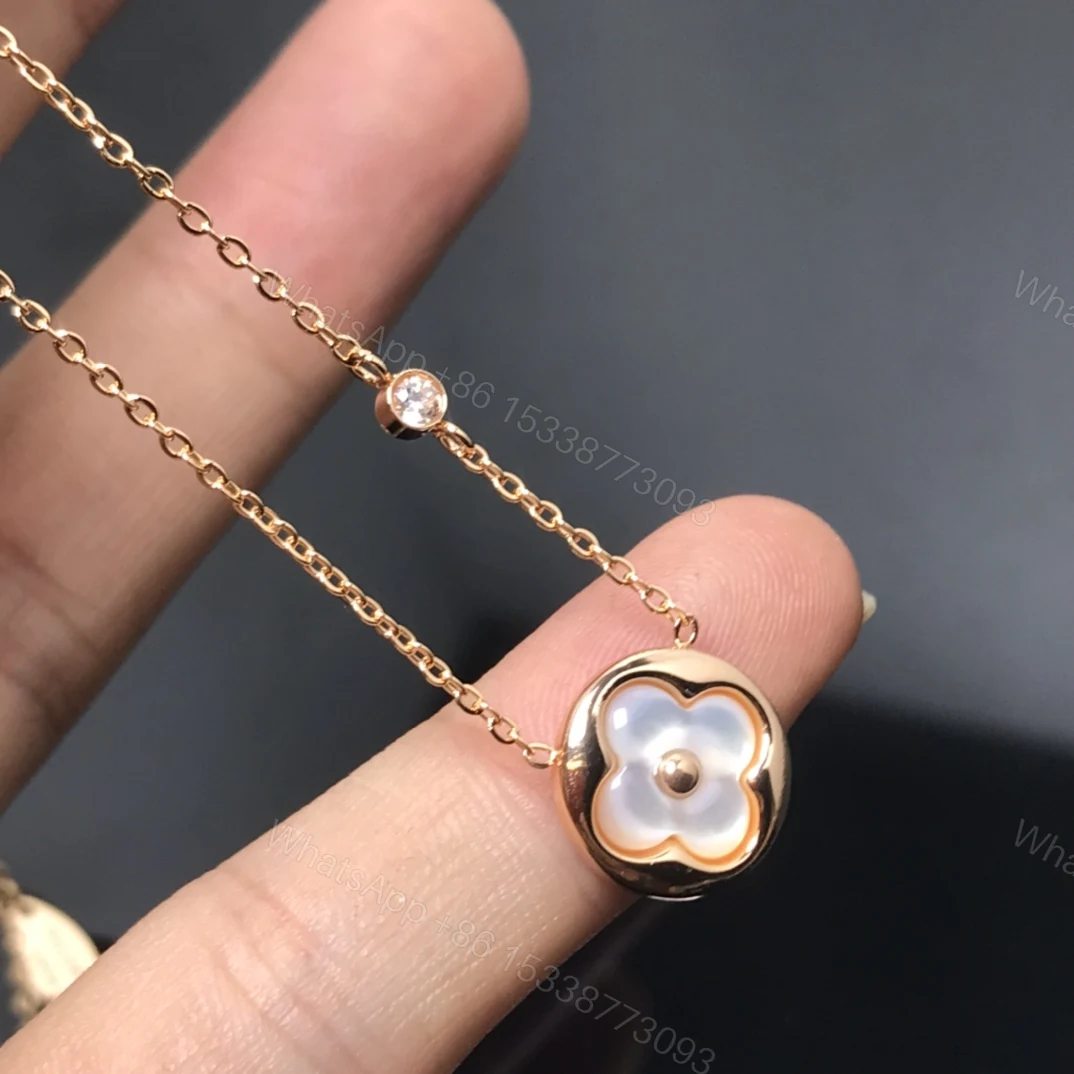 View 2 of EN – Lux LV Necklaces 034
