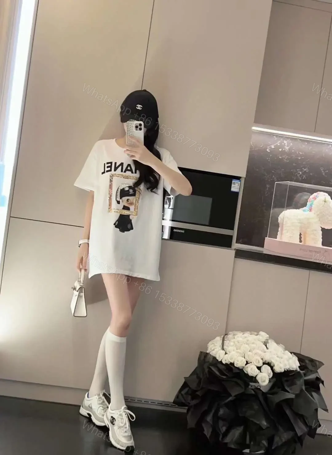 CHANEL — view 1
