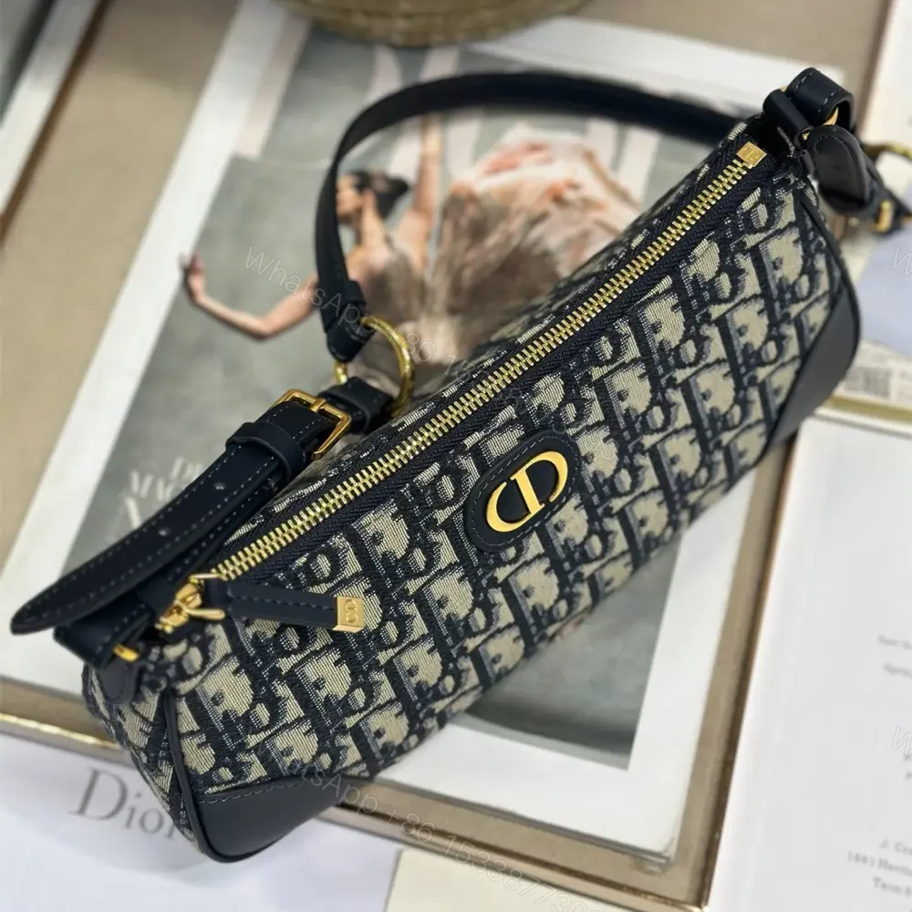 View 4 of 高仿Dior*Montaigne系列S239M928藍色印花單肩包Mini免檢版