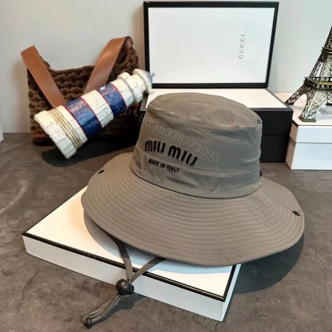 MIU MIU — view 1