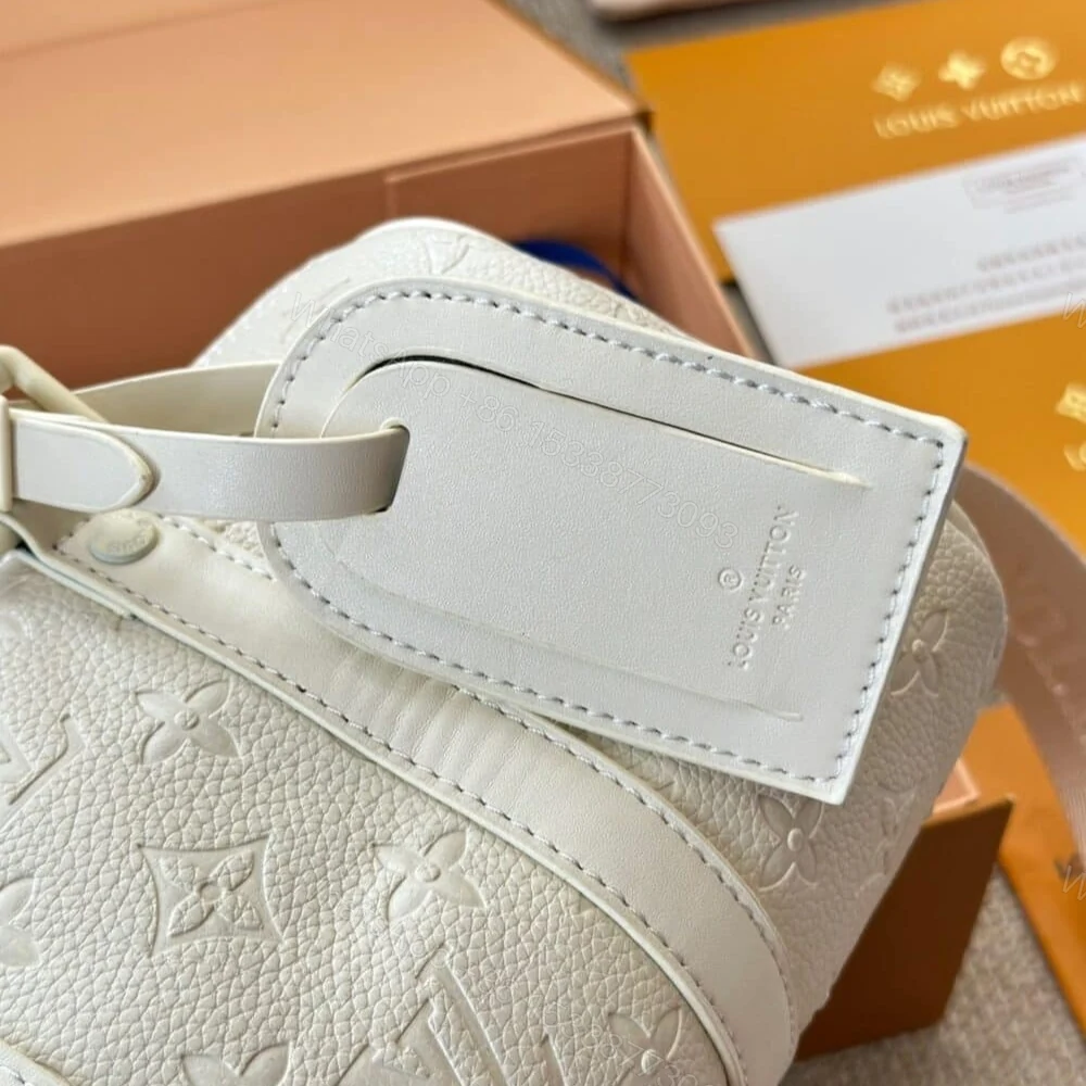 View 5 of Louis Vuitton Keepall Bandoulière Full Moon 25Cm M24434