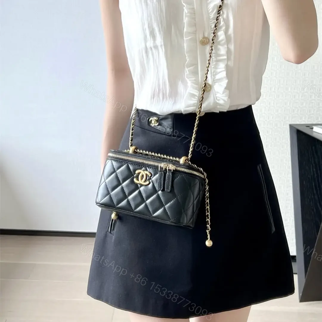 View 18 of 高仿Chanel*24C系列AP3651雙珠鏈條盒子包黑色免檢版