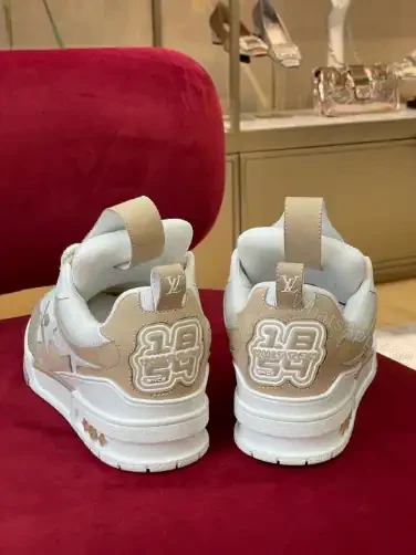 View 7 of LOUIS VUITTON SKATE SNEAKERS IN BEIGE – LSVT392