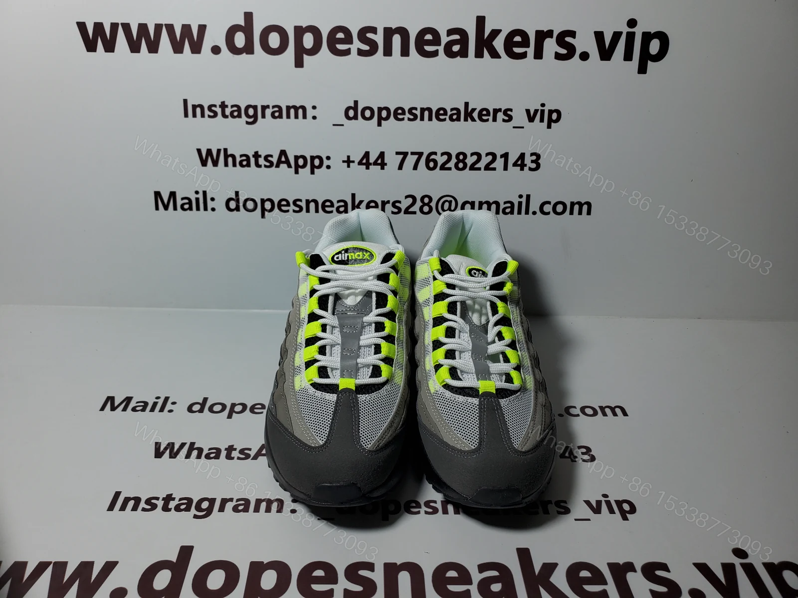 Nike Air Max 95 OG Neon (2020) — view 2