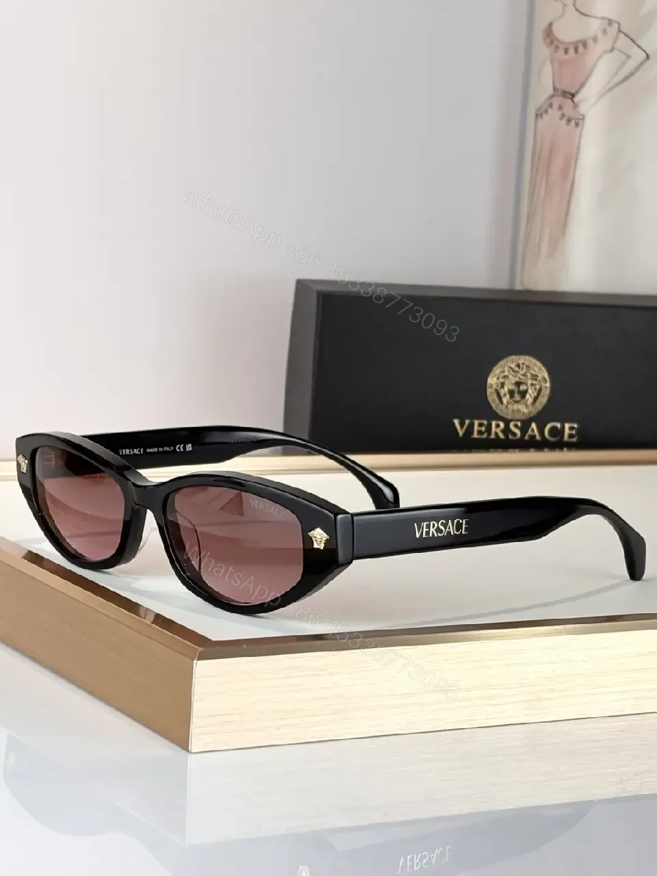 View 7 of Black Acetate Polarized Sunglasses – Luxury Rounded Silhouette, UV400 protection