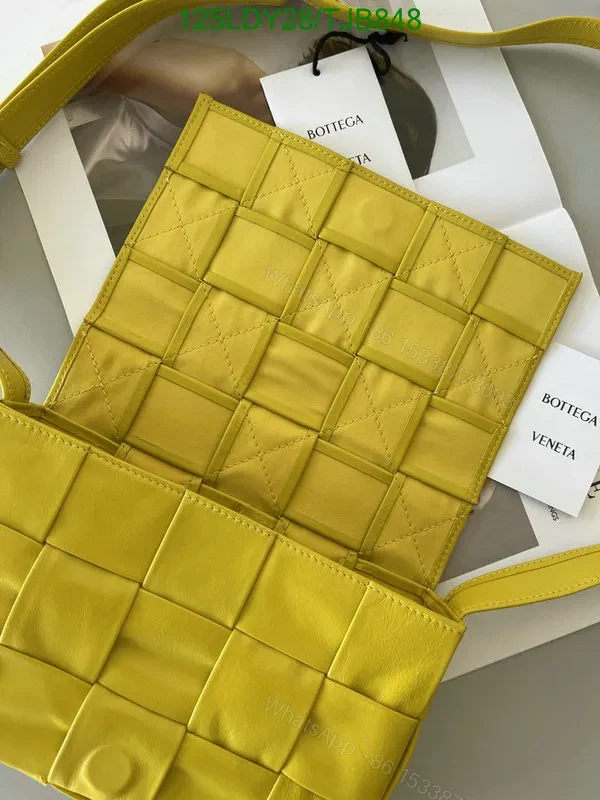 View 53 of Bottega Veneta Premium Nappa Leather Intrecciato Weave Bag with Magnetic Fastening BV9101