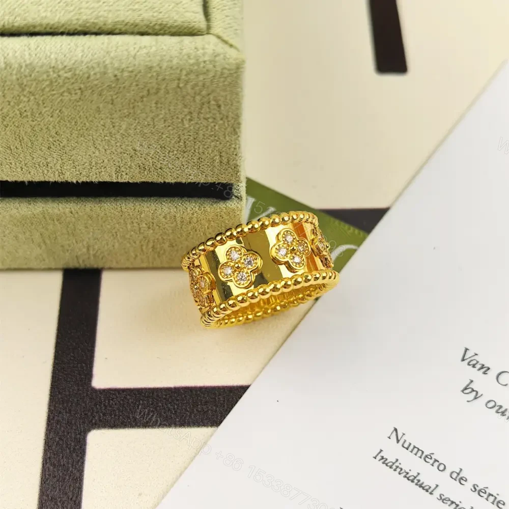 View 3 of 高仿首飾VanCleef&Arpels*RO9NC00鑲鑽萬花筒戒指黃金中號