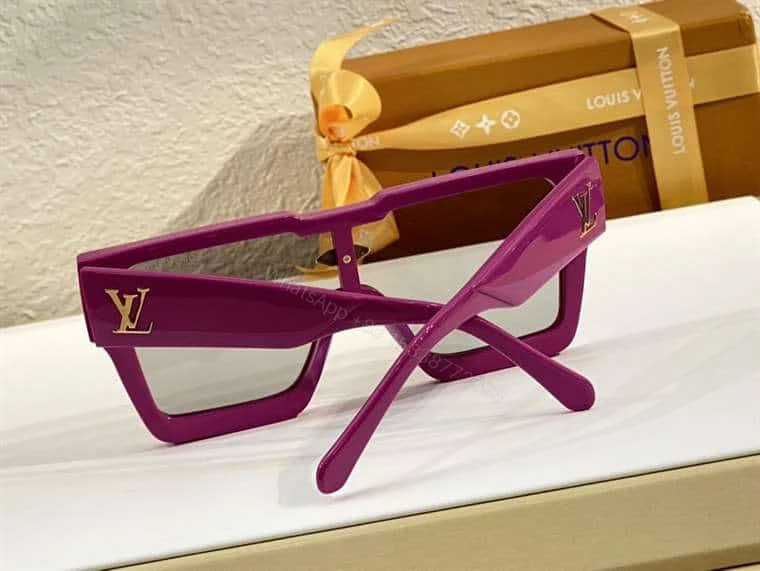 View 3 of LV SUNGLASSES – GLVT30