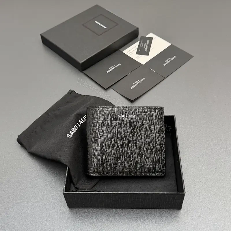 Compact Black Pebble Leather Wallet: Minimal Luxury Style — view 1