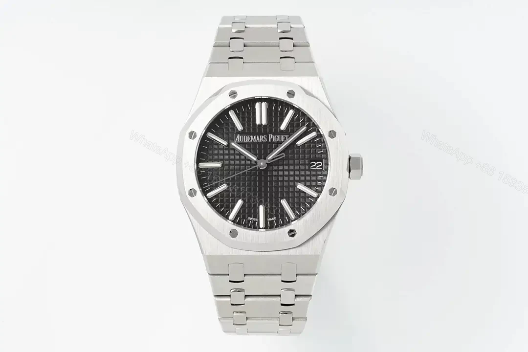 Audemars Piguet Royal Oak 15300 Stainless Steel Black Dial 15300ST.OO.1220ST.03 — view 1