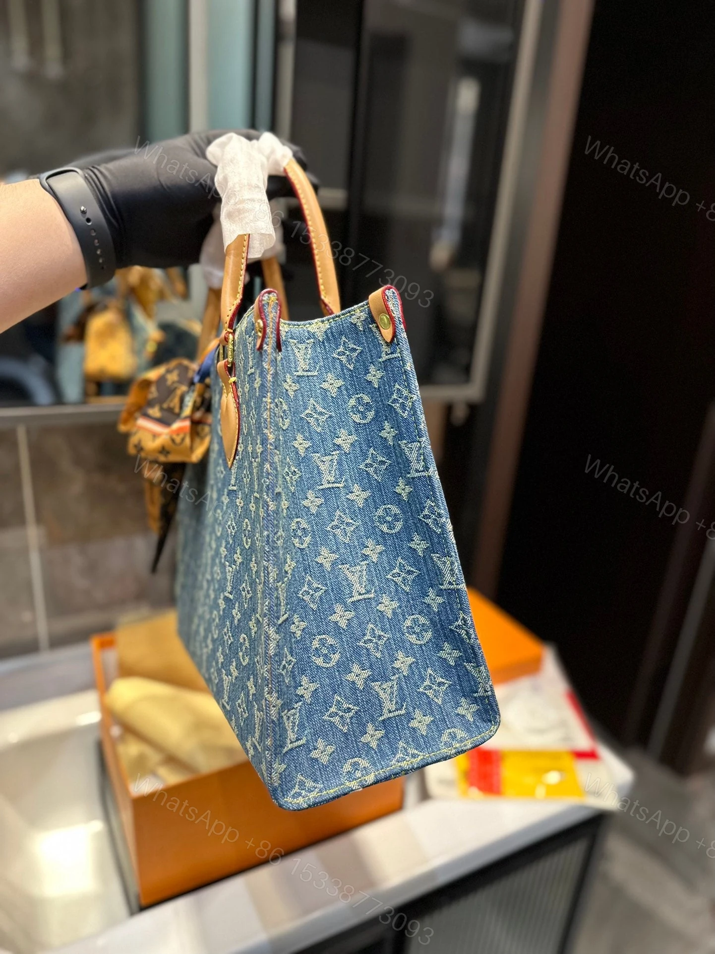 View 3 of New LV Remix OnTheGo MM