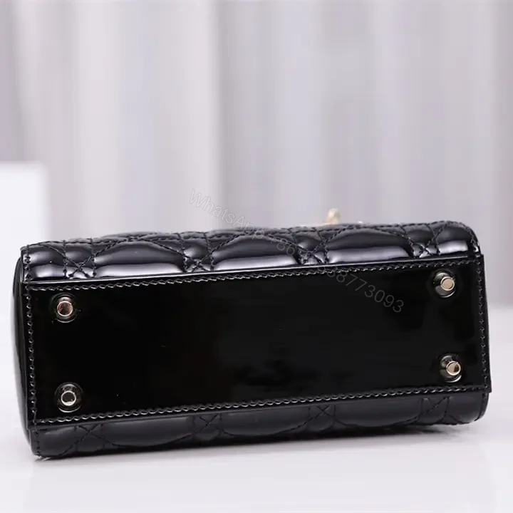 View 6 of 高仿Dior*Lady戴妃包漆面小牛皮淡金扣Mini免檢版
